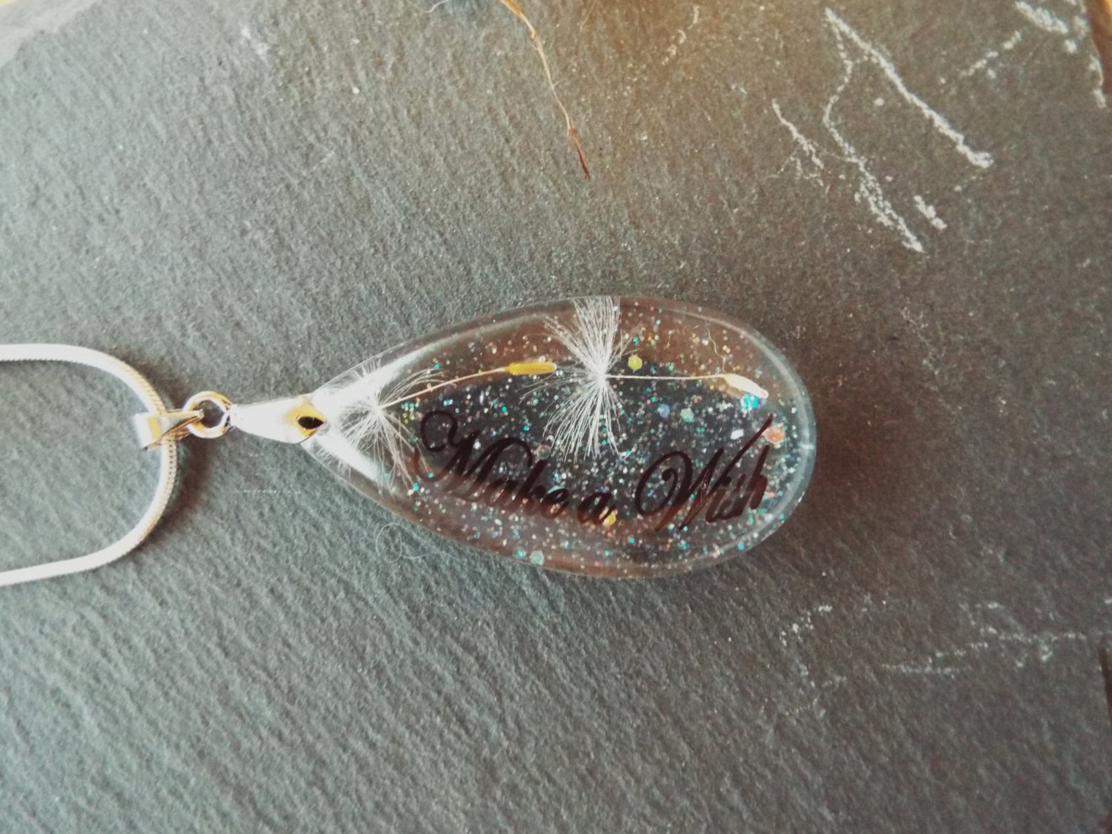 Tear Drop Resin Pendant Encasing 2 Dandelion Seeds and Glitter Etsy UK