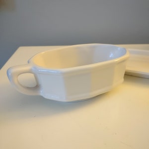 Gravy Boat and Dish Pfaltzgraff Off White Serving Pitcher image 2