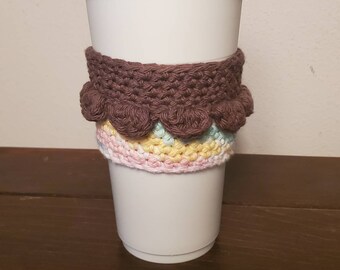 Crochet cupcake Travel Mug Sleeve, Coffee Cup Cozy, Coffee Gift, Coffee Sleeve, Cupcake Lover