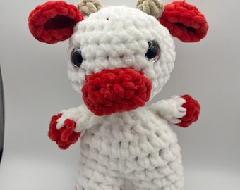 Crochet red cow