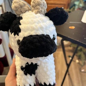Crochet Black & White Cow Plush – Handmade Amigurumi Cow Stuffed Animal, Cute Farm Animal Gift, Soft Cuddly Toy, Baby Shower Gift