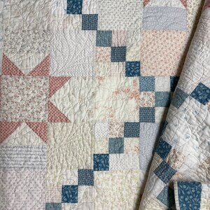 Hopscotch Stars Quilt Pattern by @PrayerieWife