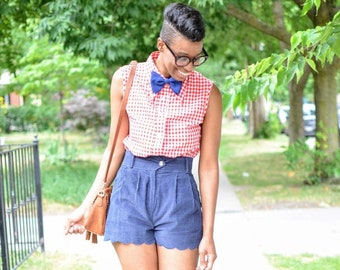 Vintage Angular Collar Red Plaid Blouse - Size 38 (Modern Medium/Large)