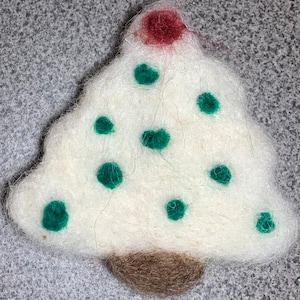 Felted Christmas Tree Ornament , hand felted, Handmade, Christmas gift, Christmas decoration, felted ornament, stocking stuffer,  Set of 4