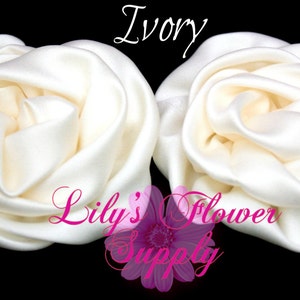 Satin Rolled Rosette - 3er Set - Ivory - Satin Rose - Gerafftete Blumen - Rosetten - Satin Rosetten - Rolled Rosetten - Grosshandel - Versorgung