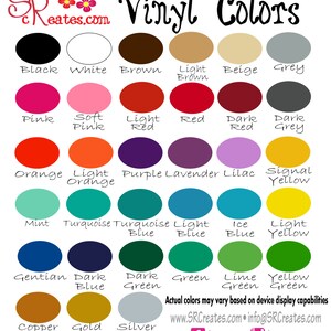 Op de afbeelding: Een kaart met vinylkleuren met namen voor elke kleur. De kleuren omvatten zwart, wit, bruin, lichtbruin, beige, grijs, roze, zacht roze, lichtrood, rood, donkerrood, donkergrijs, oranje, lichtoranje, paars, lavendel, lila, signaalgeel, mint, turquoise, turquoiseblauw, lichtblauw, ijsblauw, lichtgeel, gentiaan, donkerblauw, donkergroen, groen, limoengroen, geelgroen, koper (metallic), goud (metallic) en zilver (metallic).