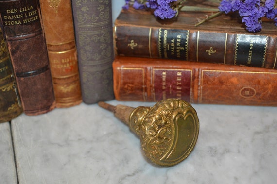Antique Ornate Brass Handle Knob Umbrella Cane
