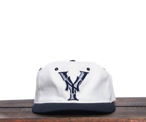 Vintage 90s Starter New York Yankees Baseball MLB… - image 1