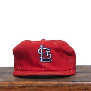 Vintage 80s St Louis Cardinals Cards Missouri MLB Elastic Back Trucker Hat Baseball Cap Large Made In USA
