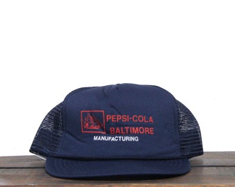 Vintage Camo Snapback Trucker Hat Casquette de baseball Old Pepsi Cola Baltimore MD Maryland Manufacturing Usine d'embouteillage Soda Pop