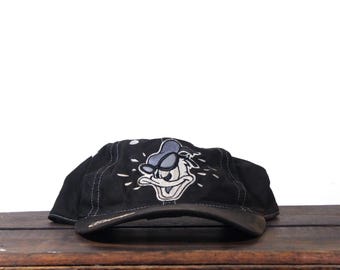 Vintage 90s Distressed Beater Angry Donald Duck Walt Disney Cartoon Character Disneyland California Unstructured Strapback Hat Baseball Cap