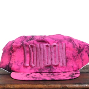 Vintage 90er Jahre Acid Wash Tie Dye Pink London England Stadt Großbritannien Land Europa Snapback Trucker Mütze Baseball Cap