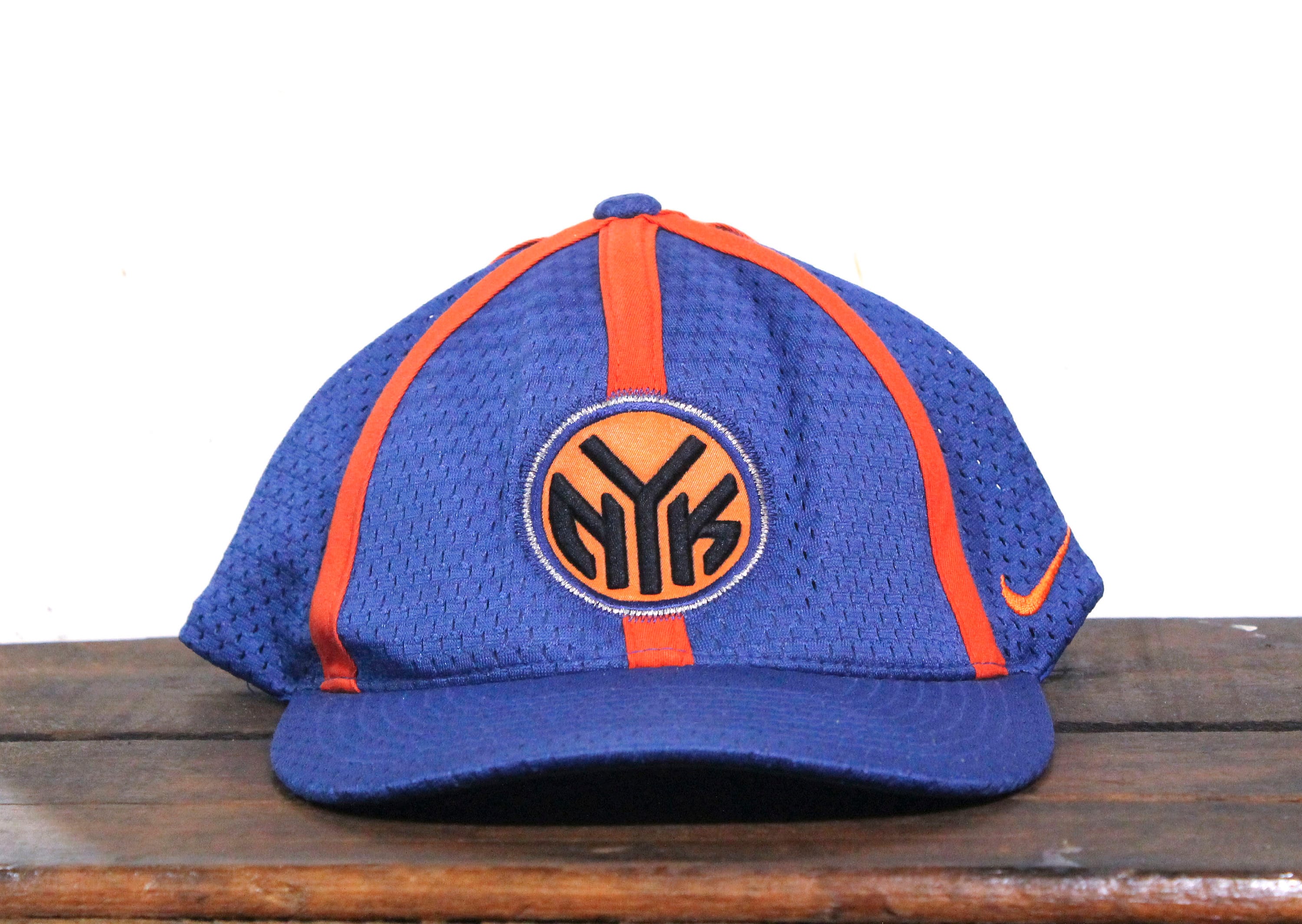nike knicks hat