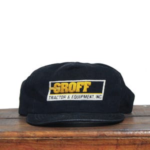 Vintage Corduroy Groff Tractor & Equipment Case Farm Implements International Harvester Pennsylvania Trucker Hat Strapback Baseball Cap USA