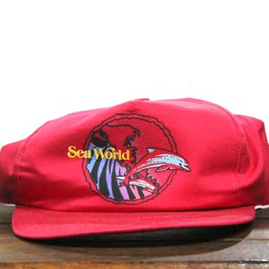 Vintage Trucker Hat Snapback Baseball Cap Sea World leaping Dolphins Ocean Theme Park Shamu Made In USA