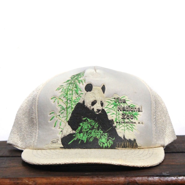 Vintage 80s The National Zoo Washington DC Smithsonian Panda Habitat Animals Birds Wildlife Snapback Trucker Hat Baseball Cap