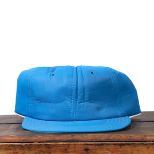 Gorra de béisbol estilo camionero vintage de los años 80, color azul claro, con aislamiento de espuma, estilo snapback, fabricada en EE. UU.