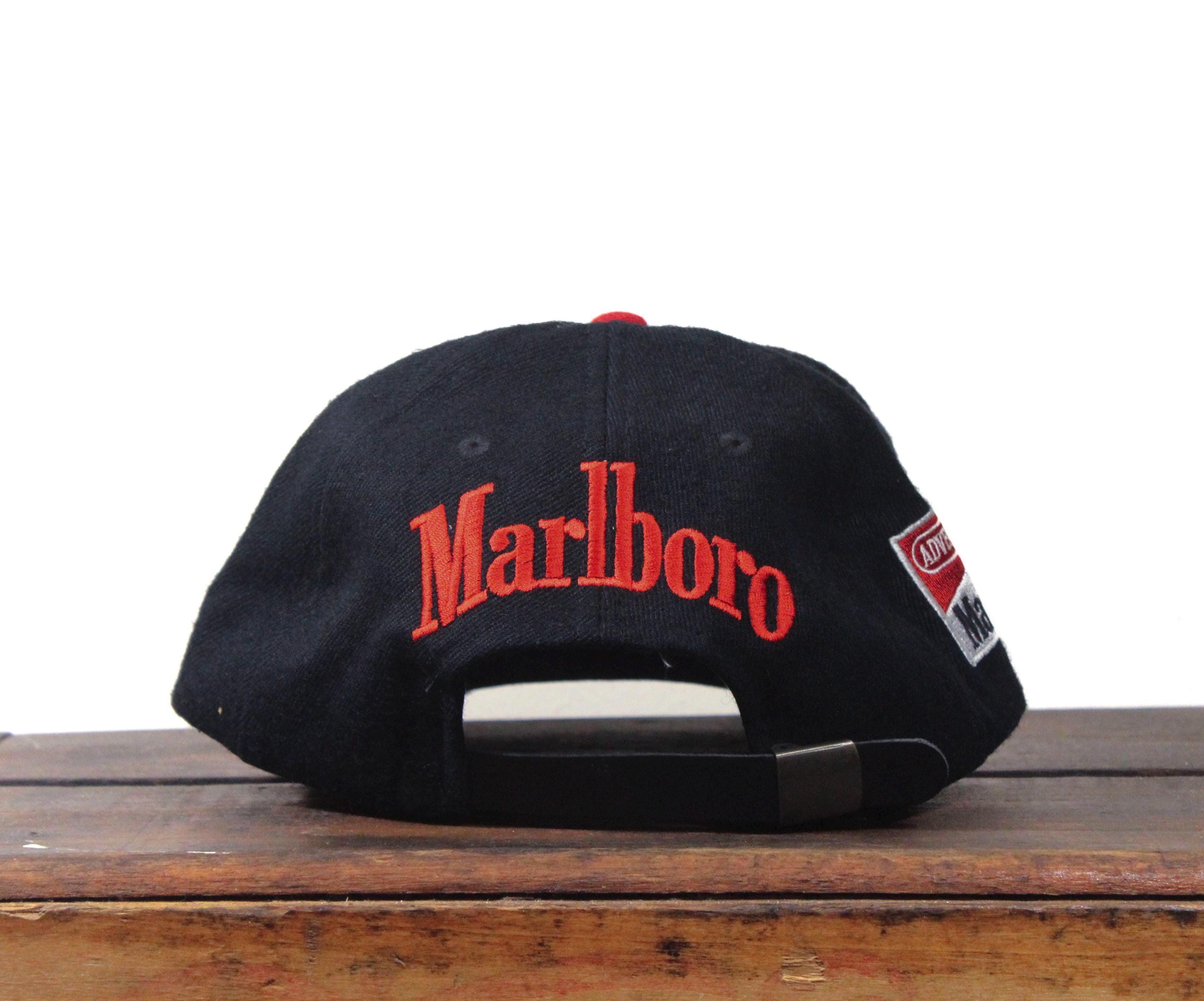 Vintage 90s Marlboro Adventure Team Lizard Rock Cigarettes Tobacco