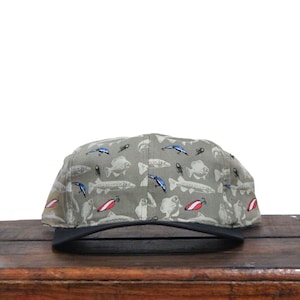 Vintage 90s Trout Fish All Over Print Pattern Fly Fishing Flies Lures Angler Fisherman Snapback Hat Baseball Cap Made In USA