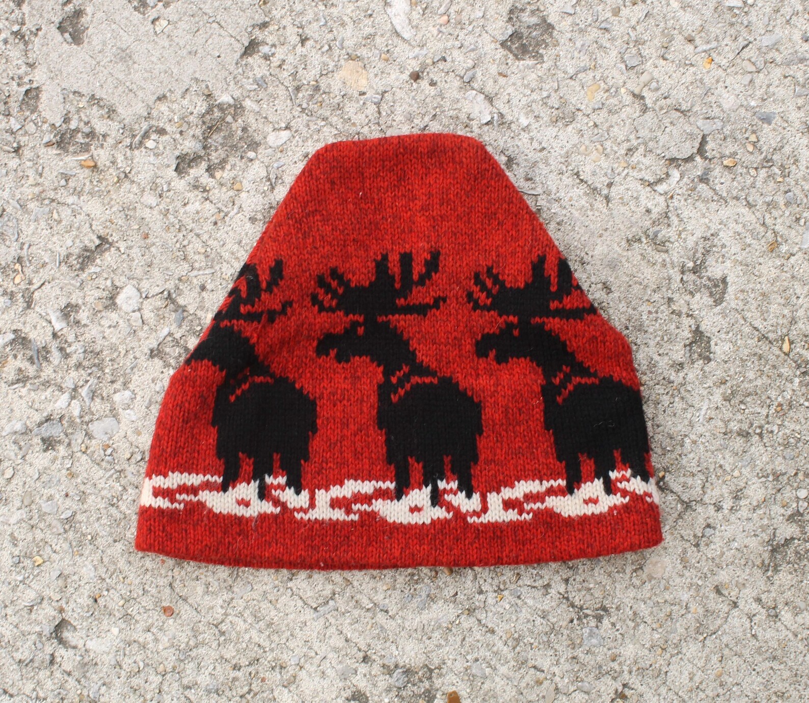 Falling Snow Toque Vintage 80s Moose in Snow Pattern Beanie Wool Knit Ski Warm Winter Hat ...
