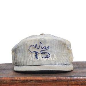 Vintage Distressed Trashed Corduroy Alaska Island Moose Wildlife Animals Strapback Trucker Hat Baseball Cap