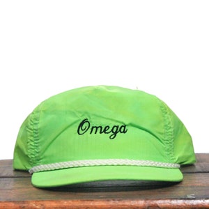 Cappello da camionista vintage al neon, berretto da baseball con strapback, scritta Omega Minimal