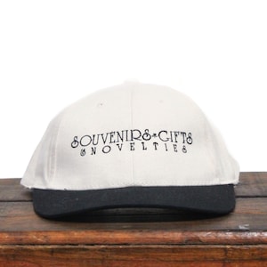Vintage Washed Out Souvenirs Gifts & Novelties Gift Shop Store Strapback Hat Baseball Cap