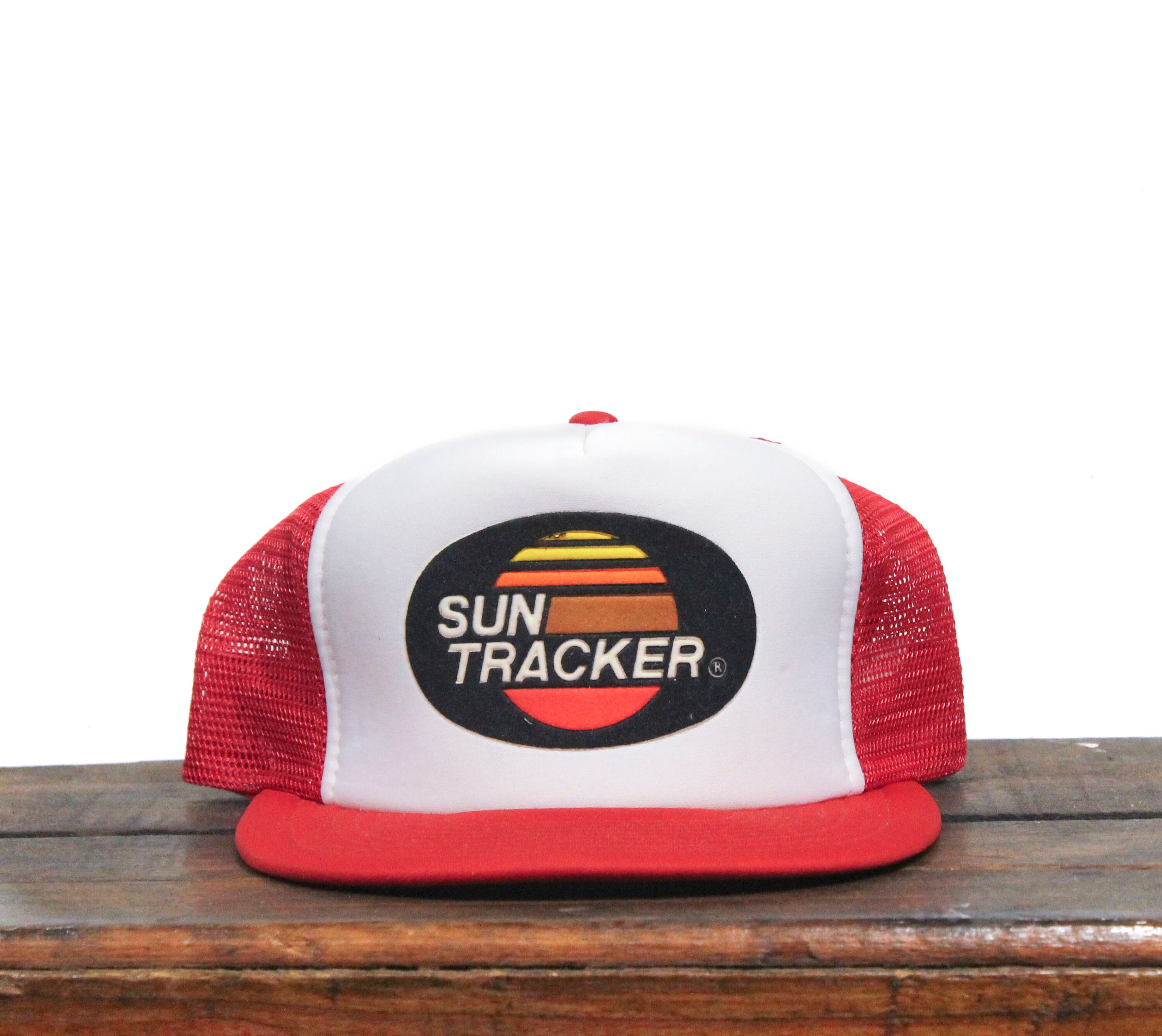 Vintage 80s Snapback Trucker Hat Baseball Cap Sun Tracker Pontoon Boats Fishing Logo Bass Pro Shops