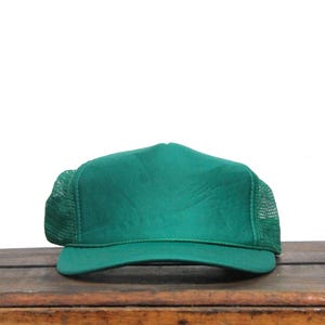 Vintage 90s Kelly Green Mesh Back Trucker Hat Snapback Baseball Cap