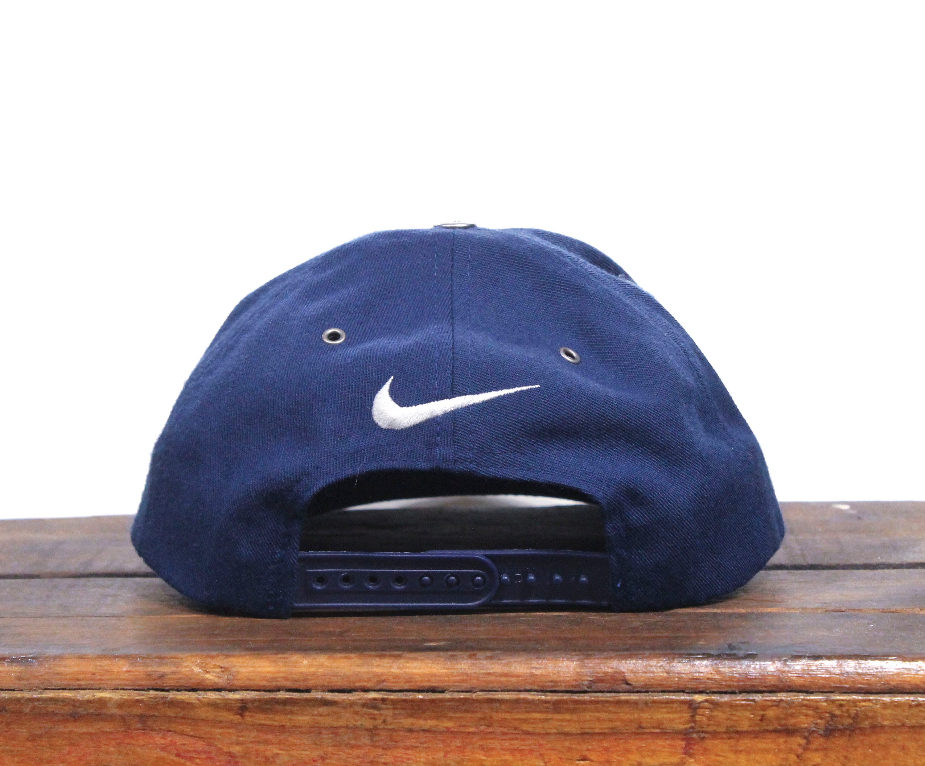Vintage 90s Nike Athletic Apparel Arch Blockhead Embroidered Vintage 90s Nike Athletic Apparel Arch Blockhead Embroidered