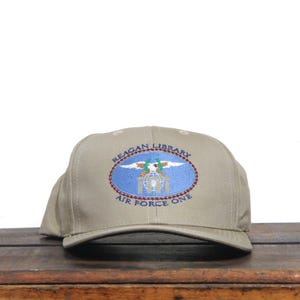 Vintage 90s Raegan Library Air Force One United States Of America Flight Plane Pilot Aircraft Museum Strapback Hat Baseball Cap