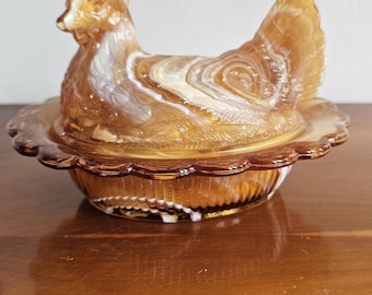 Gallina en nido de cristal de escoria color caramelo de Westmoreland, estilo vintage. Rara. Muy coleccionable.