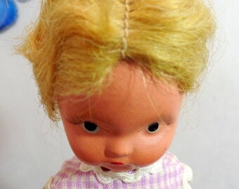 dolls on a string