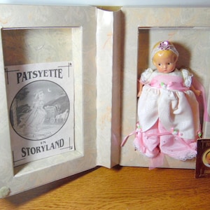 Outstanding Effanbee Patsyette in Storyland, Cinderella doll in original box. She comes with her own storybook, and Effanbee tag.