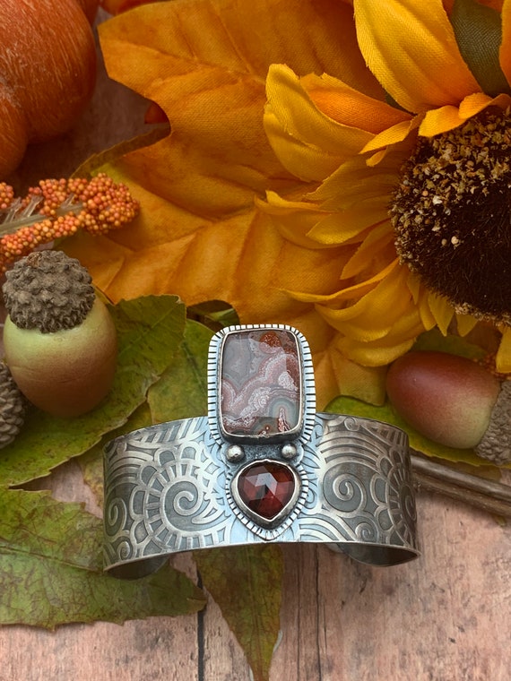 Purple Agate Sunflower!! Vintage Sterling Silver Detailed Bracelet Purple Agate Sunflower!! Vintage Sterling Silver Detailed Bracelet