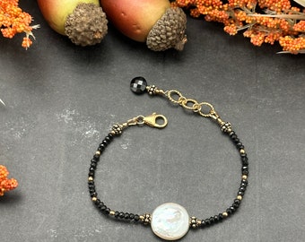 Pearl and Black Spinel Beaded Bracelet