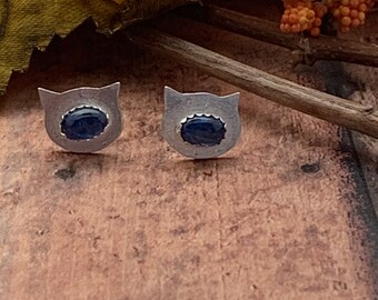 Blue Kyanite Cat Stud Earrings