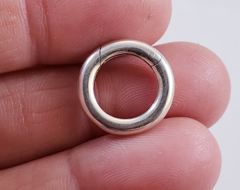 16mm Sterling Silver Hinged Round Clasp Charm Holder,Silver Clasp Pendant,Hinge Pendant Holder,Hinged Charm Holder,Ring Keeper,Silver Holder