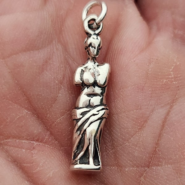 Sterling Silver 3D Statue of Venus De Milo Charm, Greek Aphrodite Charm, Goddess of Love Charm, Ancient Greece, Marble Statue Charm, Venus