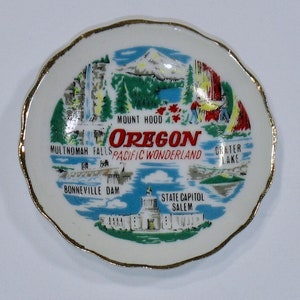 Oregon Ring Dish, Trinket Tray, Portland OR, Gold Rim Plate, Pacific Northwest Map, midcentury 50s 60s