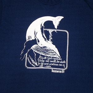 Hawaii Whale T Shirt, Small Single Stitch, Navy Blue Tee, Ocean Poem Lahaina Maui 70s 80s marine sea