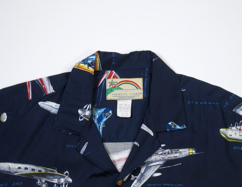 New Vintage Paradise Found Hawaiian Shirt M 80s airplane theme pilot flying flight Navy Blue button up short sleeve magnum pi NWT tropical