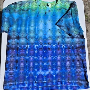 Custom Ice Dye T-Shirt, Quantum Ripple, Blue Green, 100% Cotton (UV Reactive Optional)
