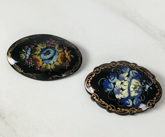 Russian Black Lacquer Brooch, Vintage Russian Folk