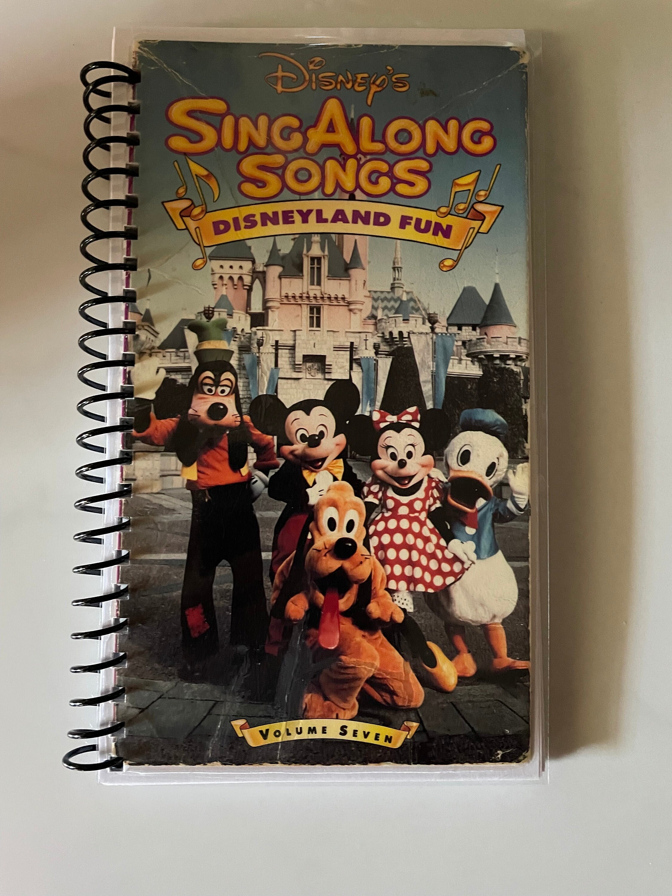 Disney Sing Along Songs Disneyland Fun Movie VHS Video