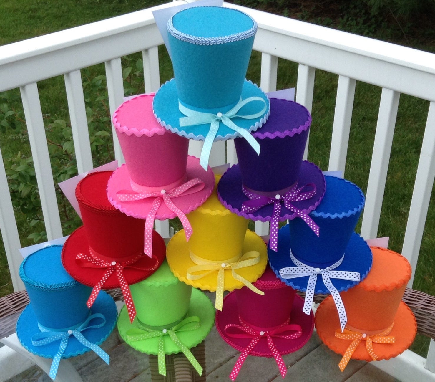 10 Alice in Wonderland Centerpieces, Mad Hatter Tea Party Decorations Felt  Top Hats 4.5 Tall Onederland Birthday Baby Bridal Shower -  Norway