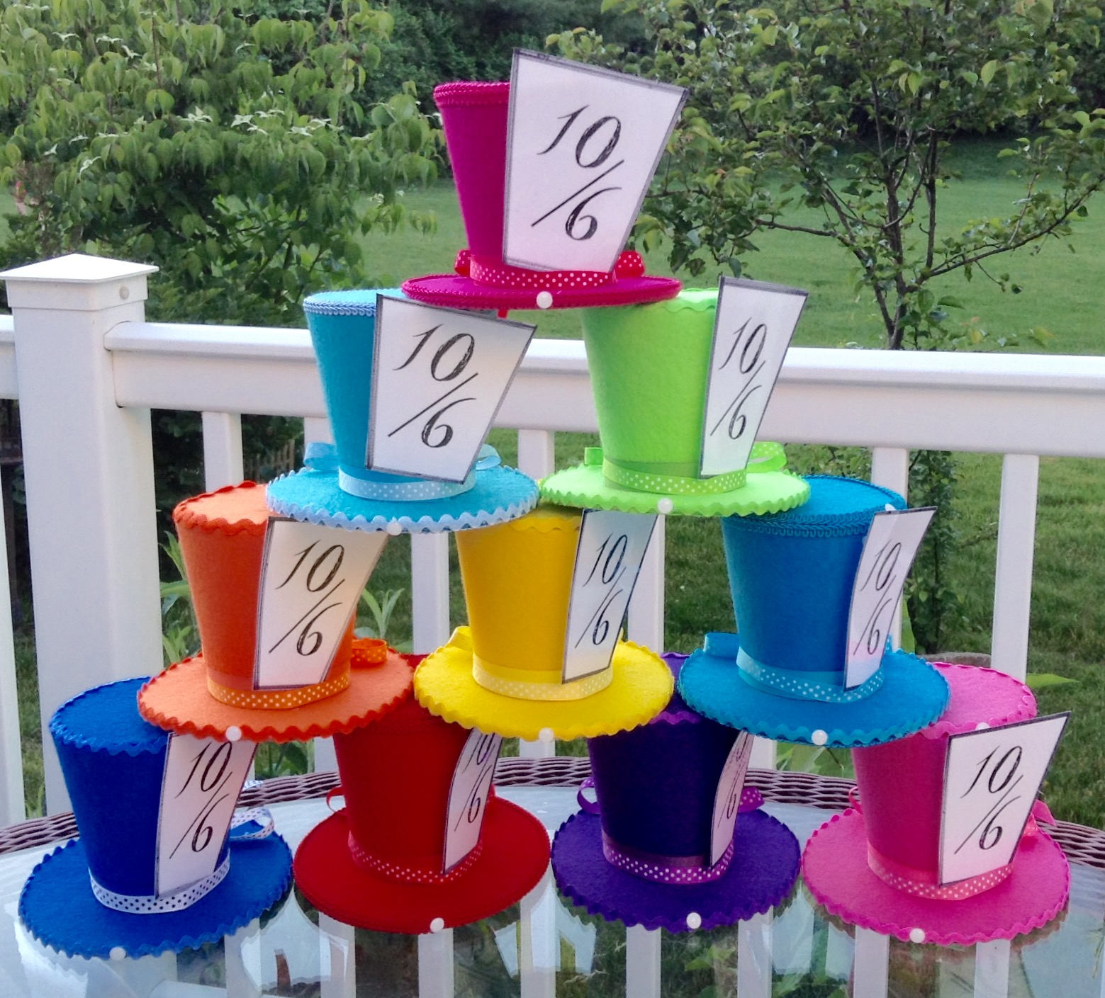 10 Alice in Wonderland Centerpieces, Mad Hatter Tea Party Decorations Felt  Top Hats 4.5 Tall Onederland Birthday Baby Bridal Shower -  Norway