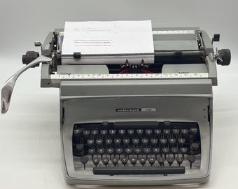 Underwood FIVE Typewriter Touchmaster
