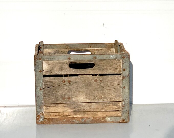 Dairy Farm Wood Milk Bottle Crate Babcock Dairy Johanna Farms 6 Wire