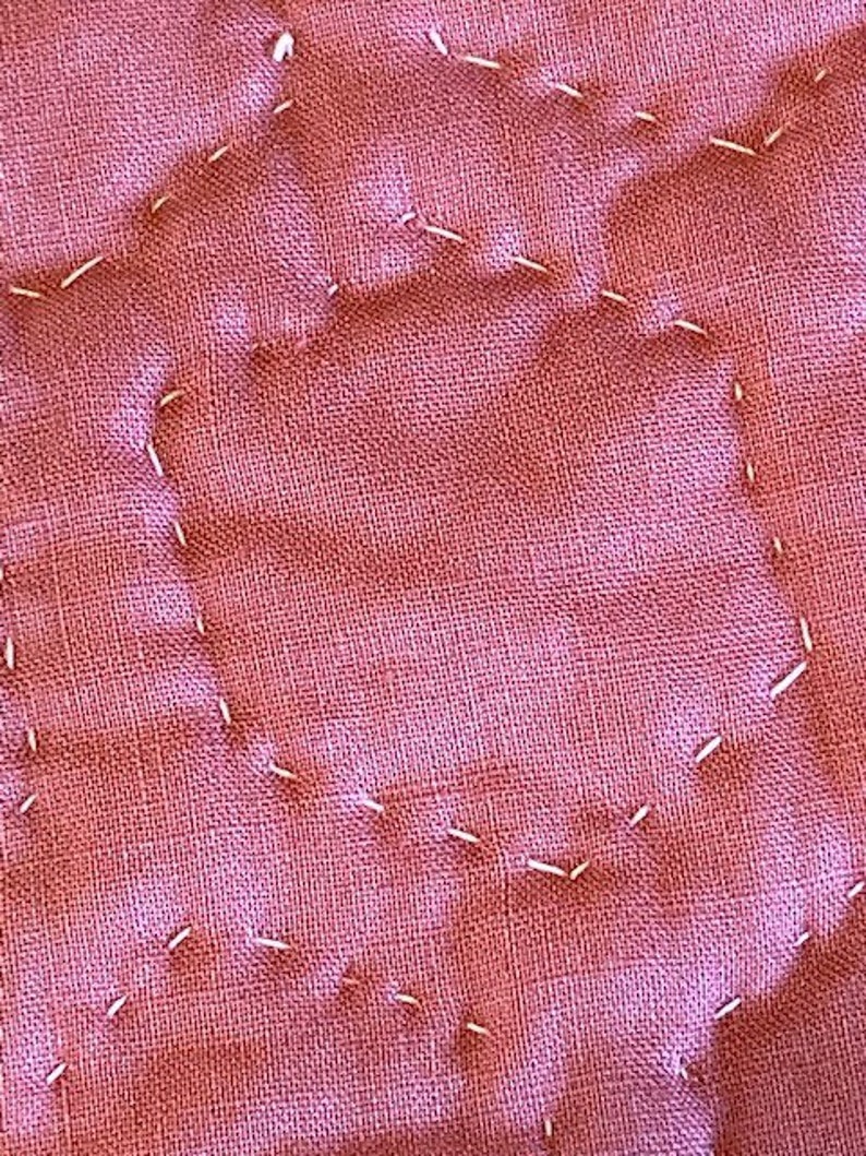 Hand Quilted Quilt Flower Garden Quilt Scalloped Edge Quilt Quilted Wallhanging Mauve and Marsala Quilt Gifts For Her,